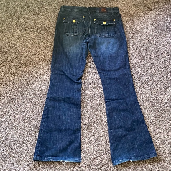 Women’s Rock and Republic boot cut jeans - Picture 2 of 7